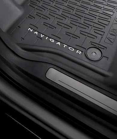 Navigator floor mat