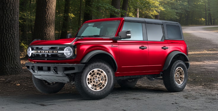 Parked Ford Bronco® Sport with Blue Free Wheeling™ vehicle upfit